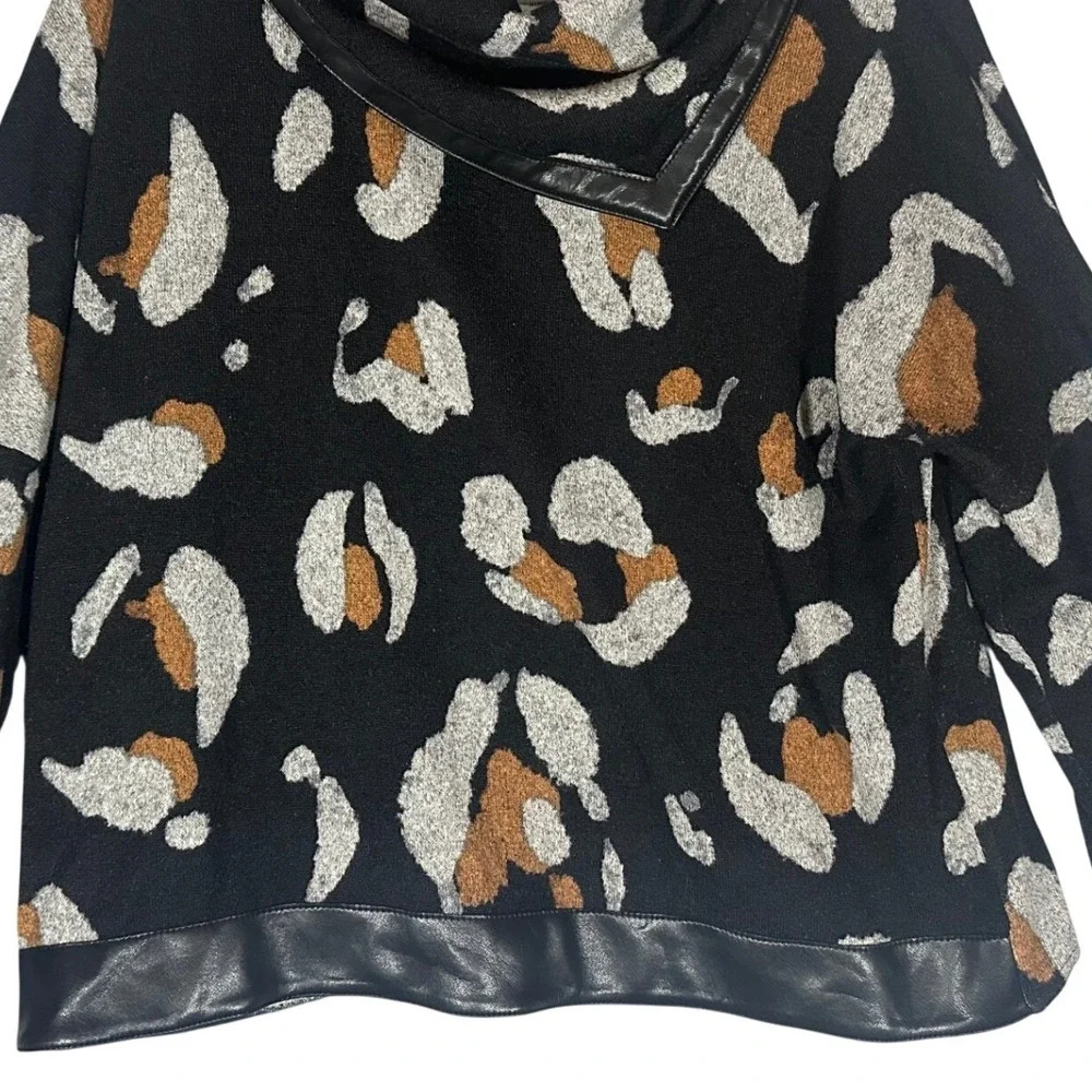 Joseph‎ Ribkoff Animal Print Cowl Neck Sweater Sz 10 Faux Leather Trim Mob Wife
